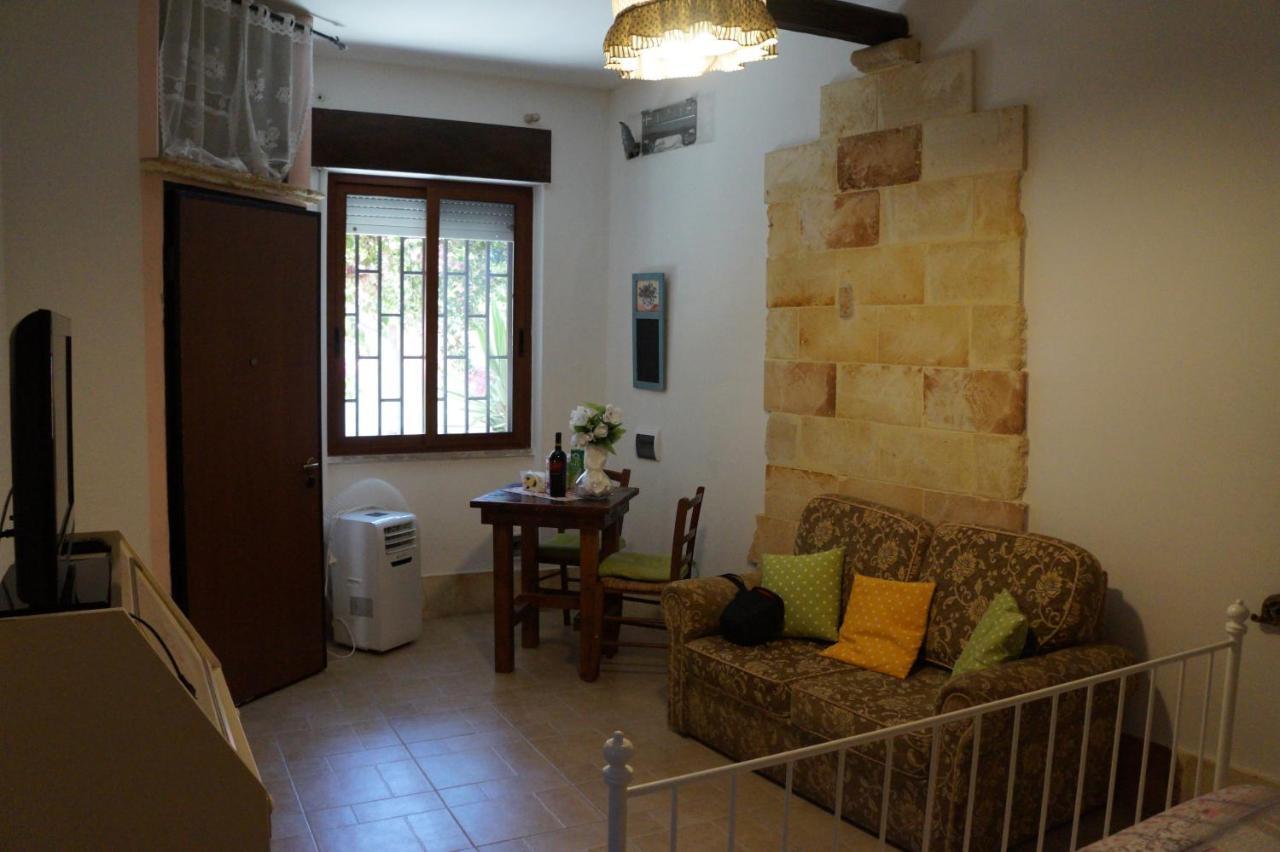 L'Atmosfera Apartment Brindisi Exterior foto